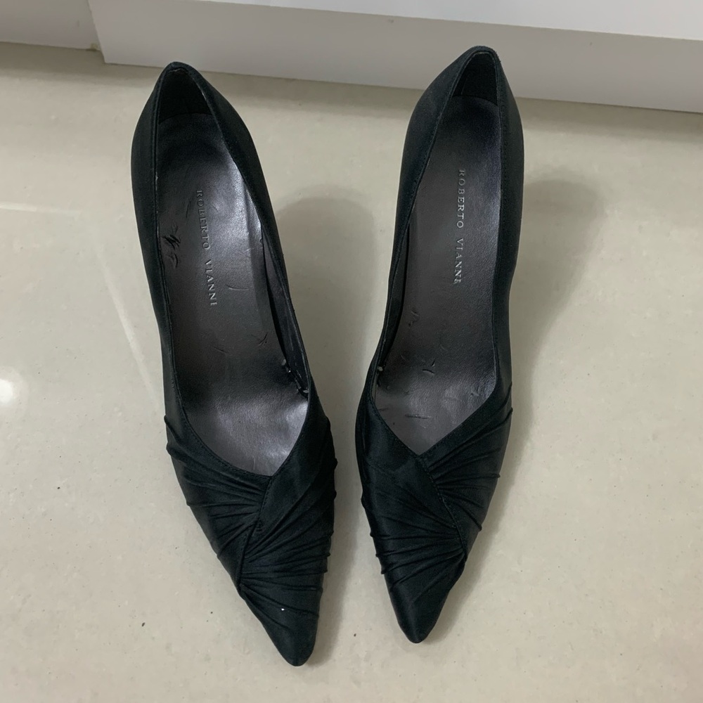 Vintage Black Roberto Vianni